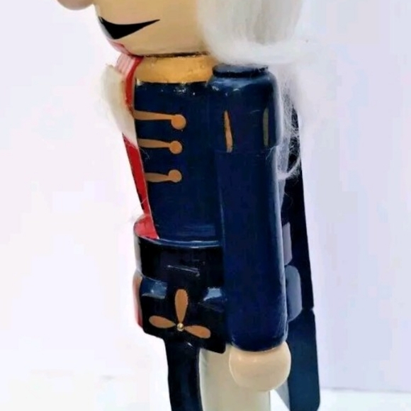 Rare 13" in Nutcracker Soldier. - Picture 4 of 9